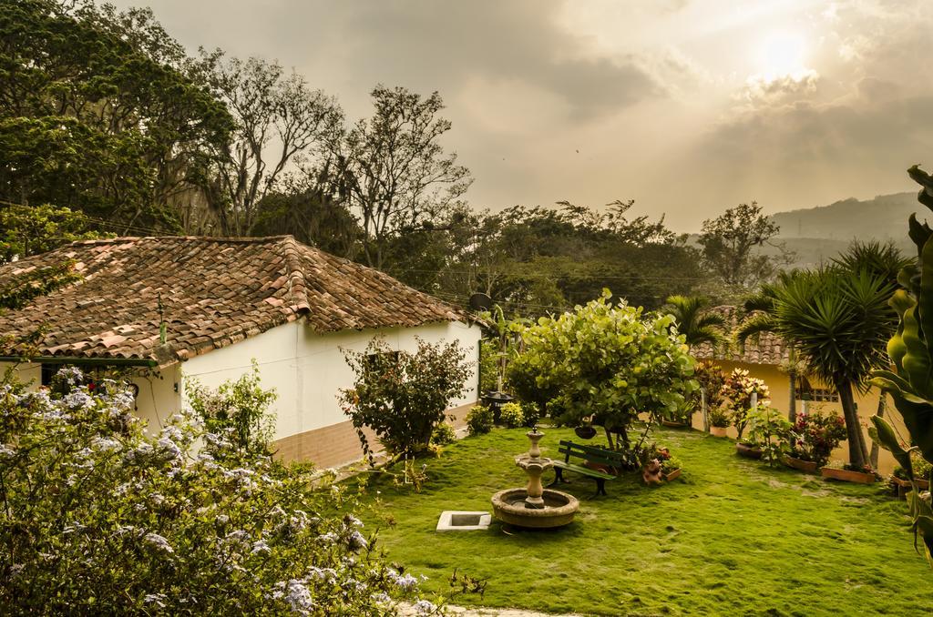 Finca Sol Y Luna サン・ヒル エクステリア 写真